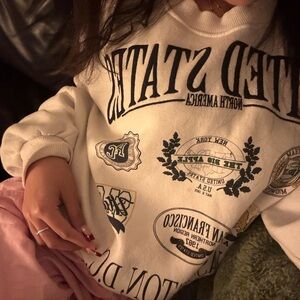 Bershka Graphic Sweatshirt